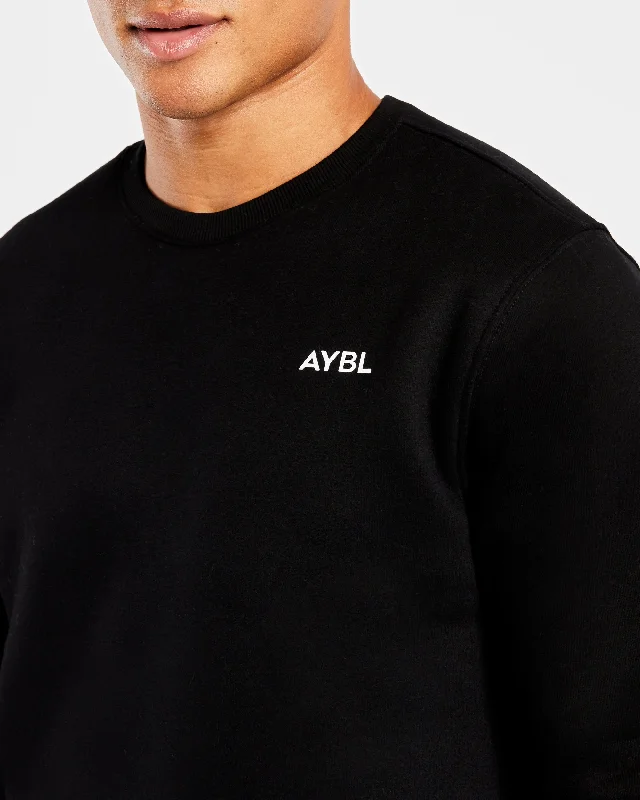 Essential Sweater - Black