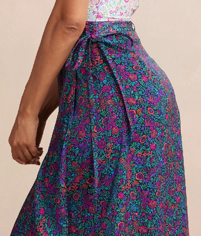 the-silky-luxe-beach-to-brunch-wrap-skirt-in-radiant-floral-in-deep-sea