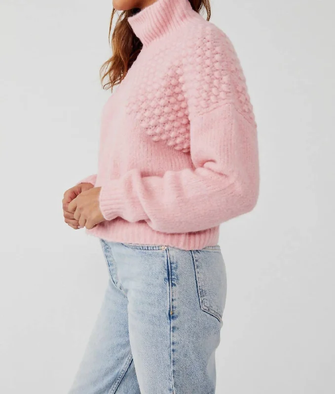 bradley-pullover-sweater-in-bubblegum