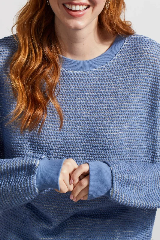 cashmere-sweater-in-blue