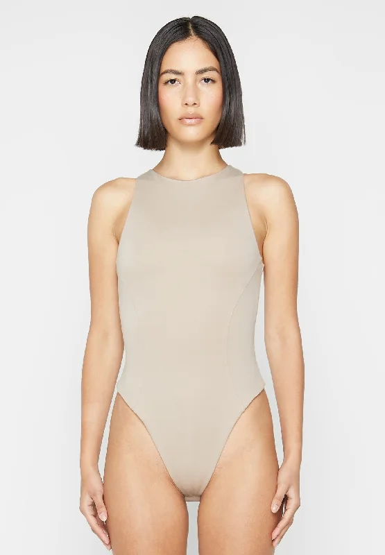 Éternelle Racer Neck Bodysuit - Beige