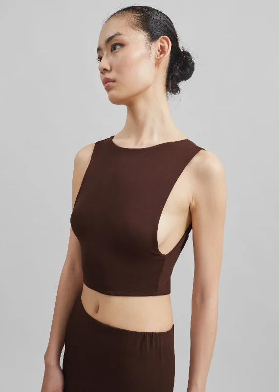 evangeline-cropped-tank-brown