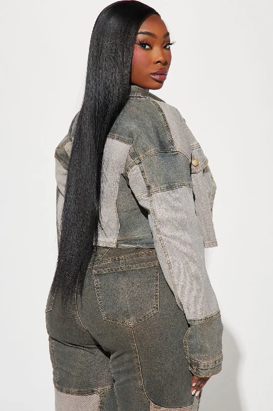 in-reverse-cropped-stretch-denim-jacket-grey-combo