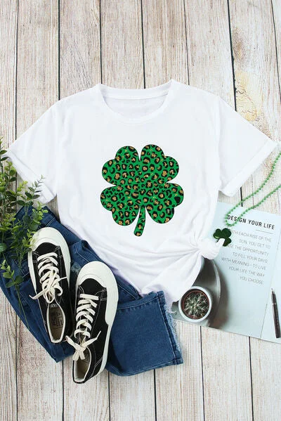 lucky-clover-round-neck-short-sleeve-t-shirt