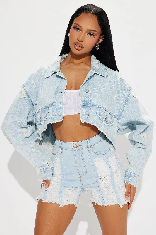 No Compromising Cropped Denim Trucker Jacket - Light Wash