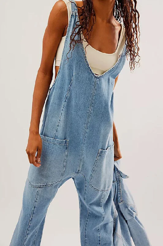 pocket-v-neck-suspender-denim-jumpsuit