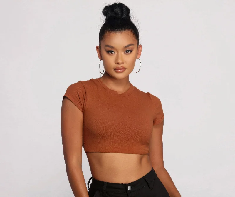 sweet-and-simple-short-sleeve-crop-top-060020553001