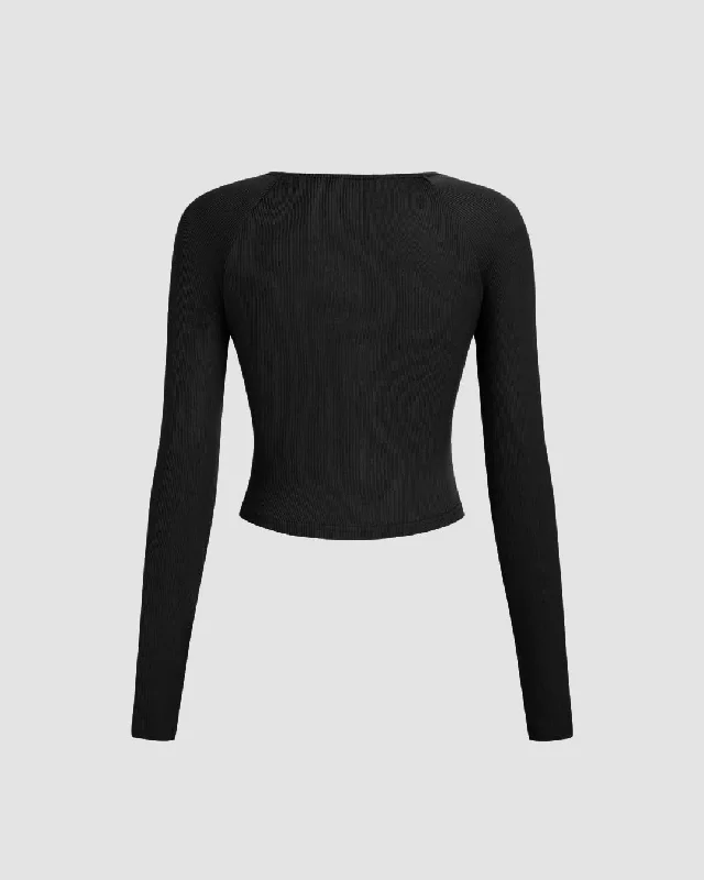 v-neck-wrapped-long-sleeve-black-crop-top