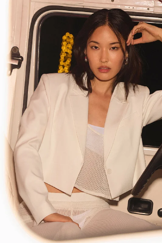 Cropped First-Class Blazer - Ivory