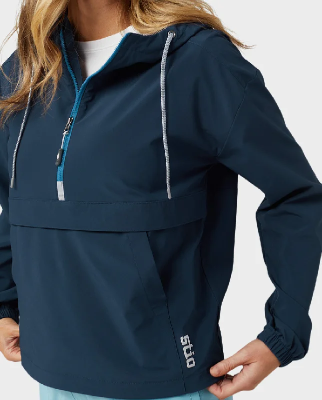 womens-cfs-hooded-anorak